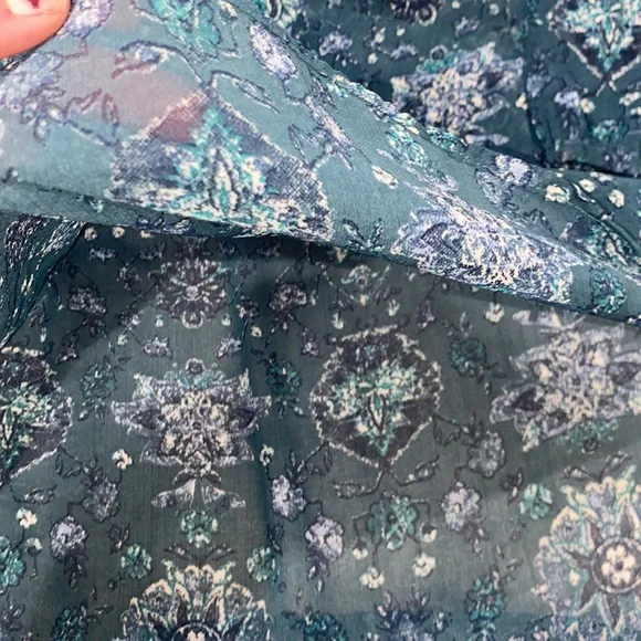 Women’s dress top size petite large - Picture 5 of 6